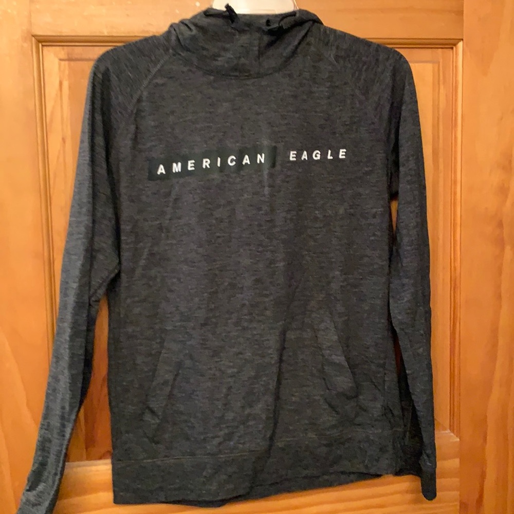 American Eagle long sleeve hoodie shirt